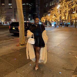 Meet your Posher, Samantha